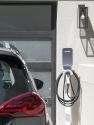 WiFi-Enabled 40-Amp Smart EV Charging Station - Plug In
